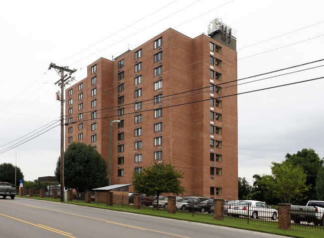 Cumberland View Towers in Madison, TN - Foto de edificio - Building Photo