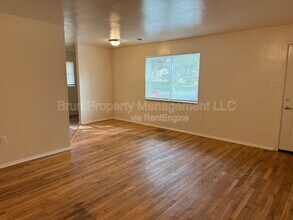 3817 Woodlake Dr in Knoxville, TN - Building Photo - Building Photo