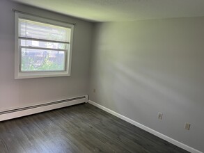 808 Cocheco Ct, Unit 808 Cocheco Court in Dover, NH - Building Photo - Building Photo