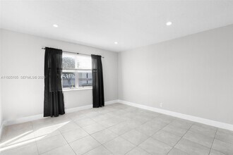 4021 N Andrews Ave in Oakland Park, FL - Building Photo - Building Photo