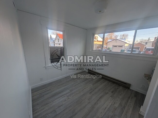 8 Mechanic St in Farmington, NH - Building Photo - Building Photo