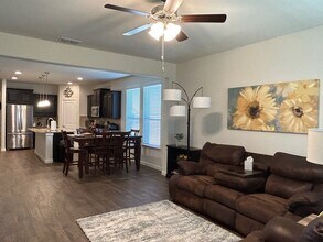 424 Skipper Ln in Azle, TX - Building Photo - Building Photo