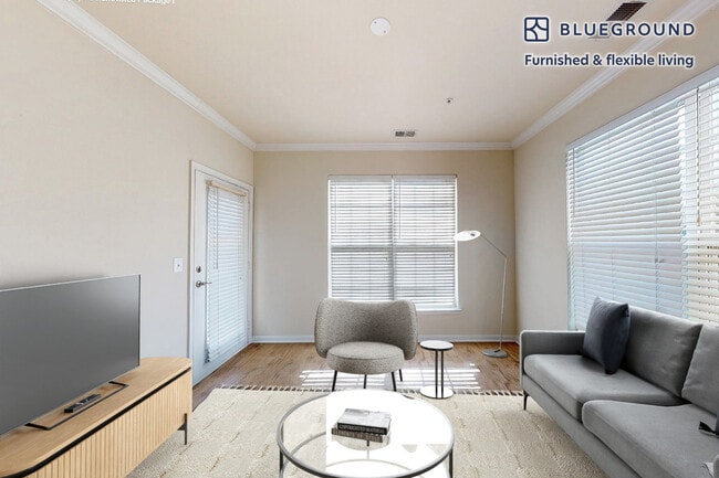 14240 Alta Oaks Dr in Rockville, MD - Building Photo - Building Photo