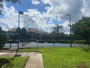 4501 W McNab Rd in Pompano Beach, FL - Building Photo - Building Photo