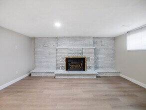 Apartment for Rent in Vaughan - Basement - in Vaughan, ON - Building Photo - Building Photo