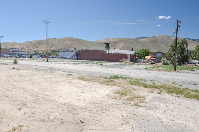 Stewart Street Apartments in Carson City, NV - Foto de edificio - Building Photo