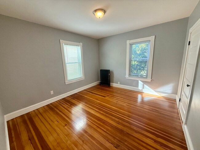 11 Mt Vernon St in Lowell, MA - Building Photo - Building Photo