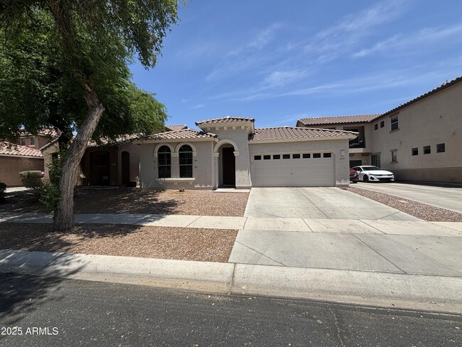 3942 E Claxton Ave in Gilbert, AZ - Building Photo - Building Photo