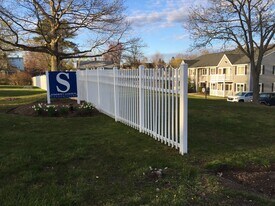 450 Somerset Ave, Unit 601 in Taunton, MA - Building Photo