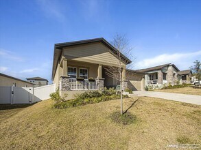 2225 Crossbow St in Minneola, FL - Foto de edificio - Building Photo