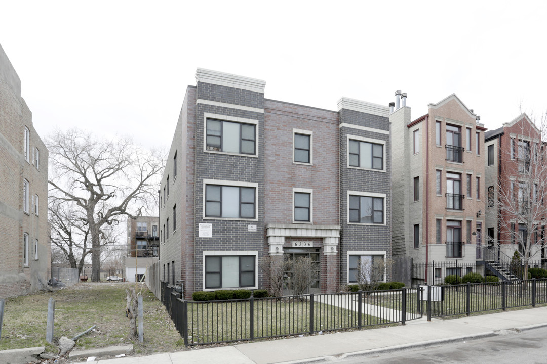 6336 S Ingleside Ave in Chicago, IL - Building Photo