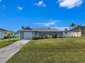 1412 SW 4th Pl in Cape Coral, FL - Building Photo