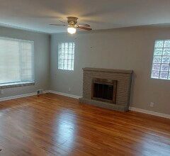 1360 Otis St in Lakewood, CO - Building Photo - Building Photo