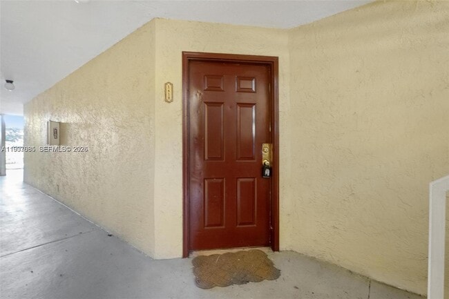 12400 Vista Isles Dr in Plantation, FL - Building Photo - Building Photo