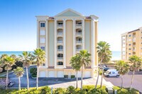 The Oceans in Satellite Beach, FL - Foto de edificio - Building Photo