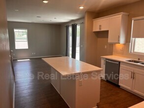 8696 Camden Dr in Santee, CA - Building Photo - Building Photo