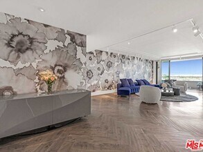 1100 Alta Loma Rd in West Hollywood, CA - Building Photo - Building Photo