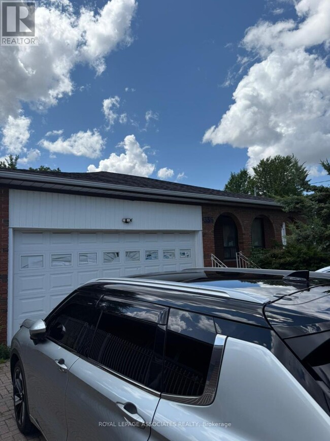 336 Conlins Rd in Toronto, ON - Building Photo - Building Photo