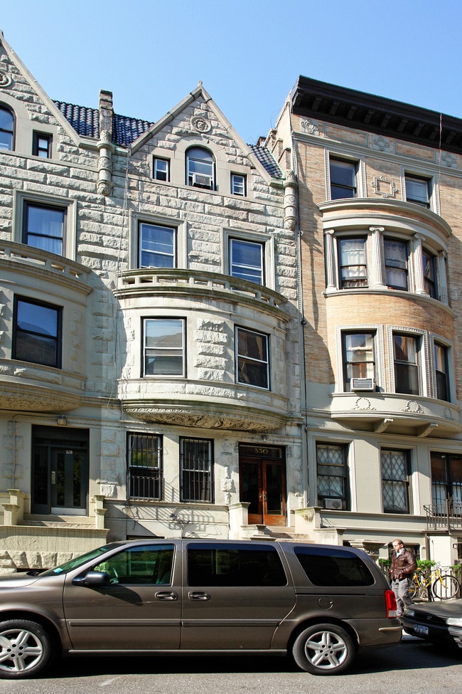 330 W 88th St in New York, NY - Foto de edificio - Building Photo
