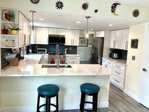 1240 Delphi Dr in Lafayette, CO - Foto de edificio - Building Photo