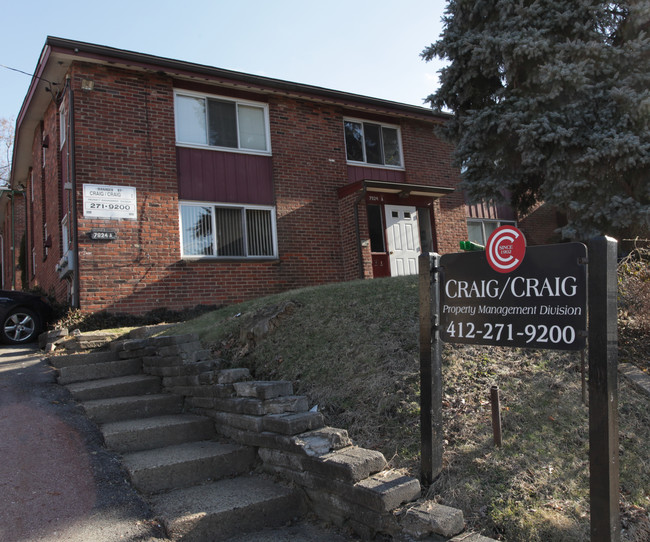 7924 Edgewood Ave in Pittsburgh, PA - Foto de edificio - Building Photo