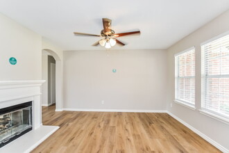 1401 Buckingham Dr in Forney, TX - Building Photo - Building Photo