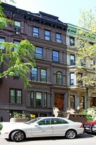 56 W 88th St in New York, NY - Building Photo