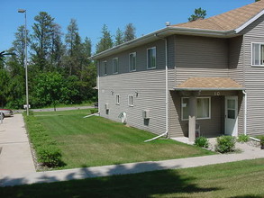 Parkview Housing in Park Rapids, MN - Foto de edificio - Building Photo