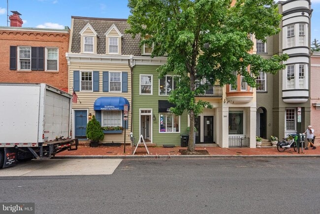 property at 2613 P St NW