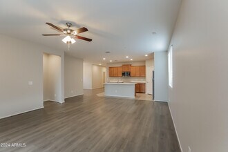 2743 W Apollo Rd in Phoenix, AZ - Building Photo - Building Photo