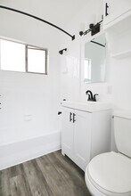 259 N Euclid Ave in Pasadena, CA - Building Photo - Building Photo