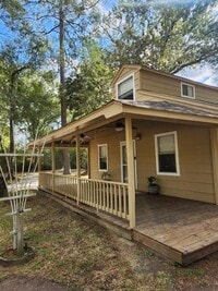 14519 Oakleaf Dr photo'