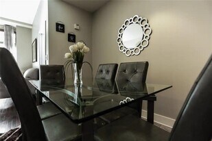 171 Auburn Ave NE in Atlanta, GA - Building Photo