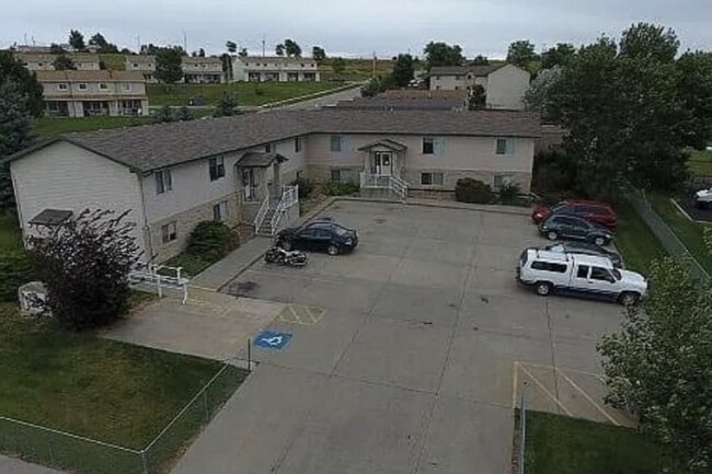 Butterfly Apartments in Rapid City, SD - Foto de edificio - Building Photo