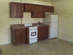 31 Wing Ave, Unit C1 in Dover Plains, NY - Building Photo - Building Photo