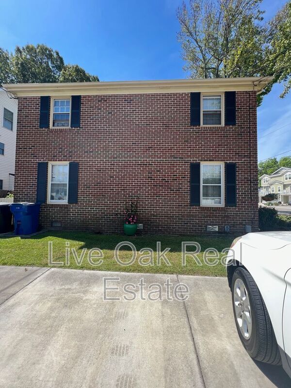 1317 Cypress Ave in Virginia Beach, VA - Building Photo - Building Photo