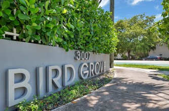 3007 Bird Ave in Miami, FL - Building Photo - Building Photo