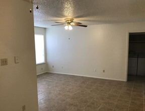 3202 Eagle Hill Ct in Bryan, TX - Building Photo - Building Photo