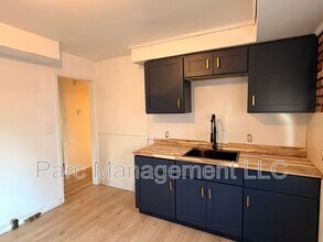 16121 W Parkway St in Detroit, MI - Foto de edificio - Building Photo