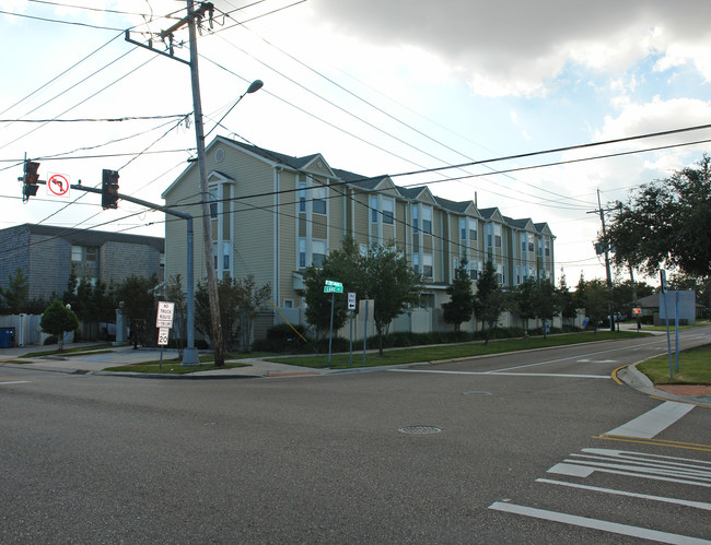 200 W Esplanade Ave in Metairie, LA - Building Photo - Building Photo