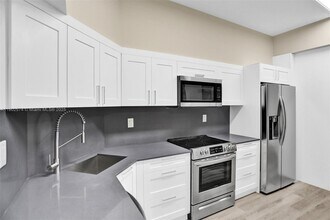 8816 Collins Ave in Surfside, FL - Building Photo - Building Photo