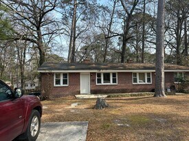 2628 Parkwood Dr in Columbia, SC - Building Photo