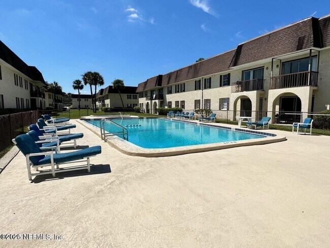 property at 1644 El Camino Rd