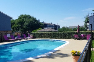 Misty Hollow Apartments