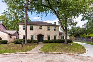 14602 Oak Bend Dr in Houston, TX - Building Photo