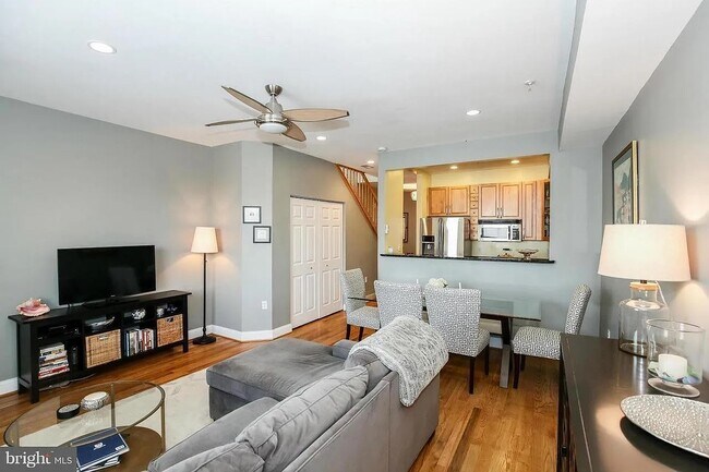 1417 Chapin St NW in Washington, DC - Building Photo - Building Photo