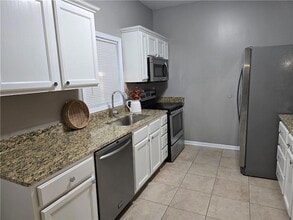 31 Corinth Rd in Cartersville, GA - Foto de edificio - Building Photo