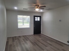 407 Hemlock St in Van Buren, AR - Building Photo - Building Photo