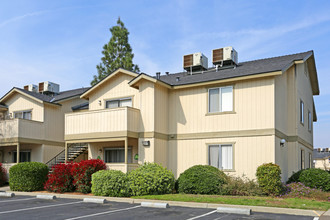 Tangerine Hill Apartments in Sanger, CA - Building Photo - Building Photo