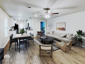 775 Rolling Terrace Cir in Granbury, TX - Building Photo - Building Photo